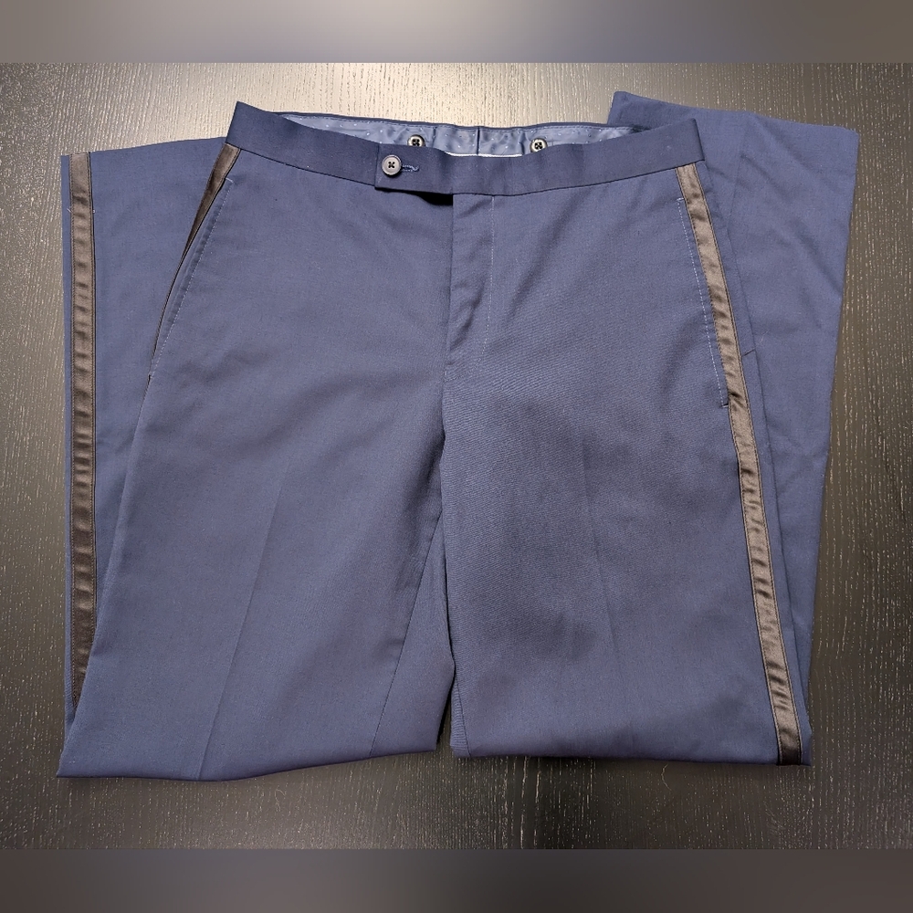 JF J.Ferrar Classic Blue Tuxedo with Black Vest - Picture 3 of 13